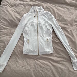 Lululemon Define Cropped Jacket with gold zipper